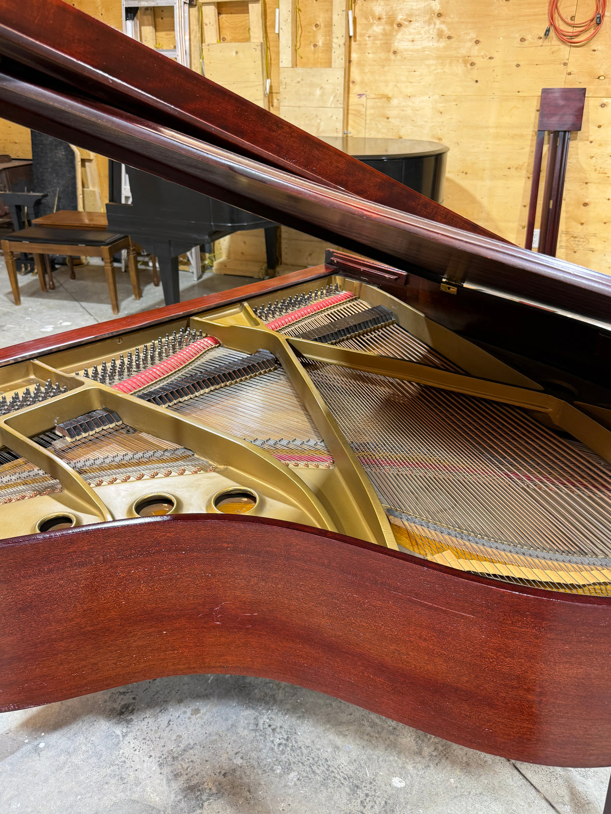 Piano à queue Baldwin – Livraison incluse
