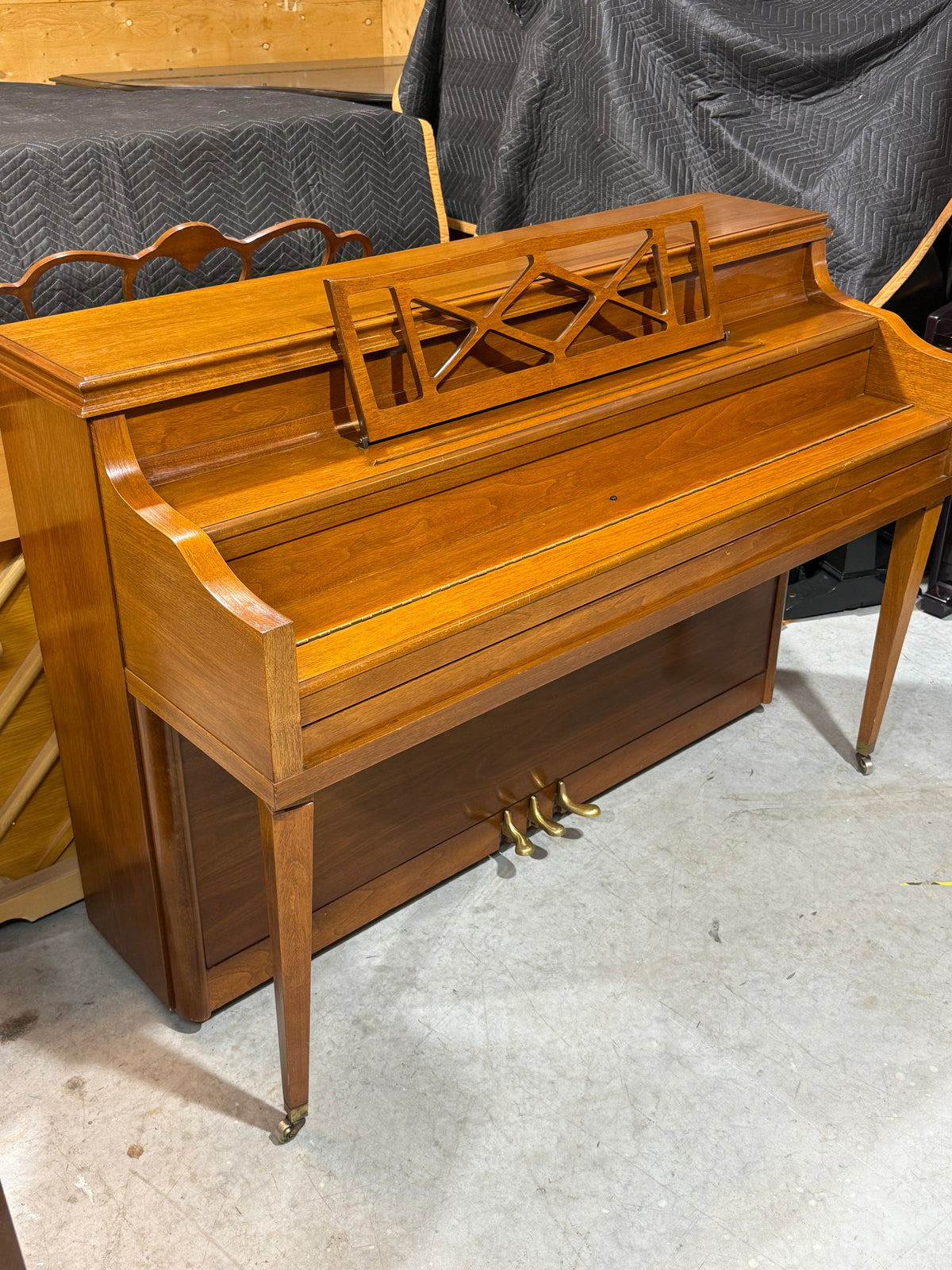Mason & Risch console piano walnut with fallboard closed