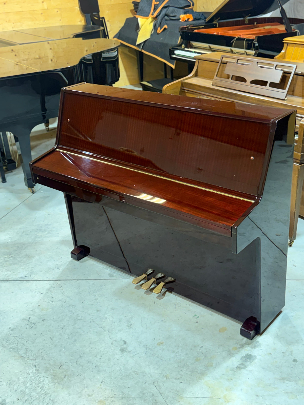 Young Chang E-102 Upright Piano – Delivery Included